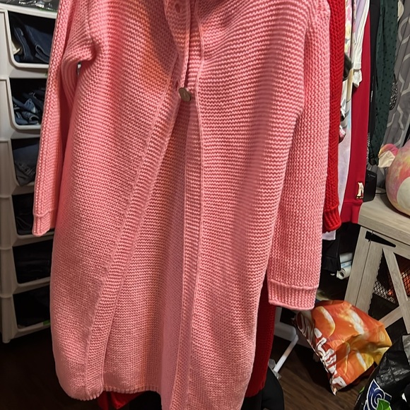 Women’s Spring solid button front hooded crochet sweater - Picture 6 of 6